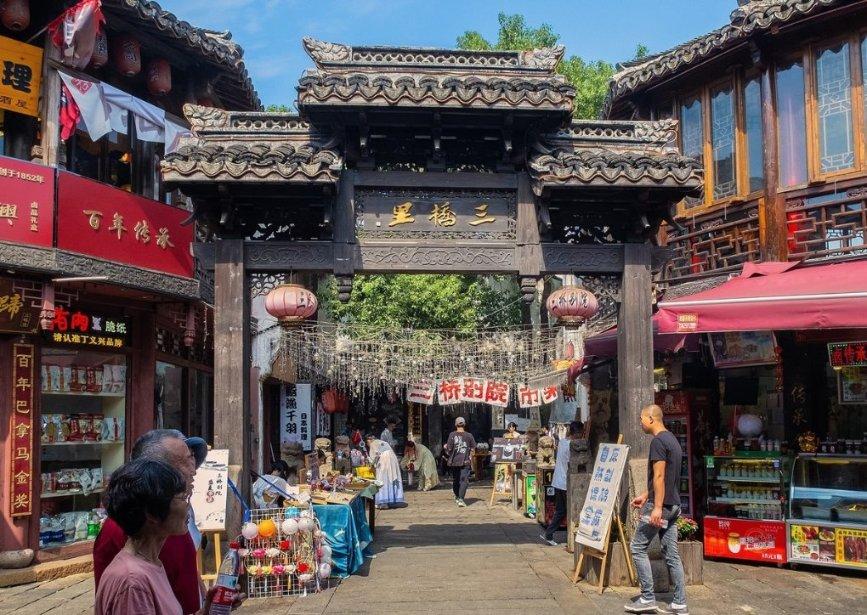 组装机械章鱼龙